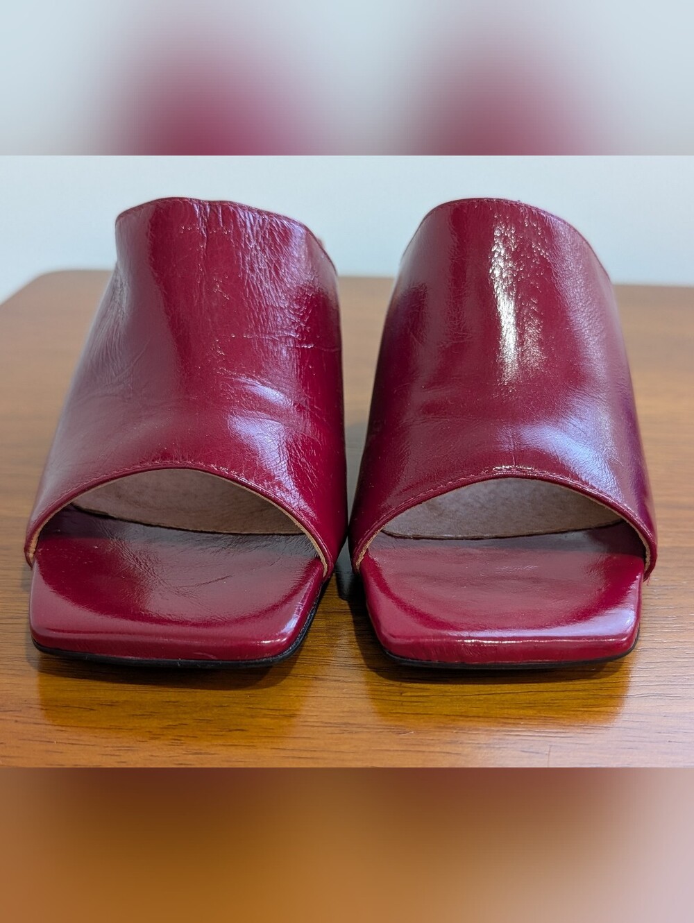 Women's Open-Toe Slide Mules in Burgundy